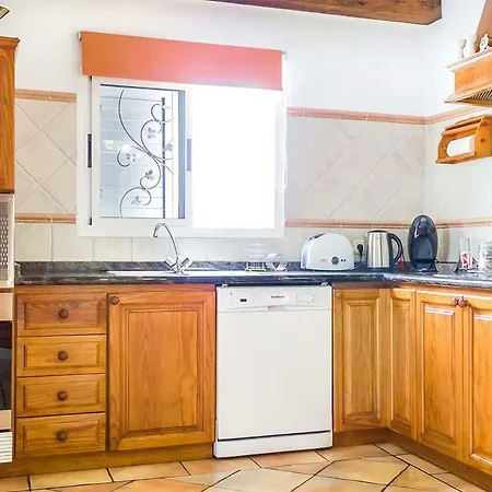 Puerto Del Carmen Sleeps 4 Pool Air Con Wifi Villa *